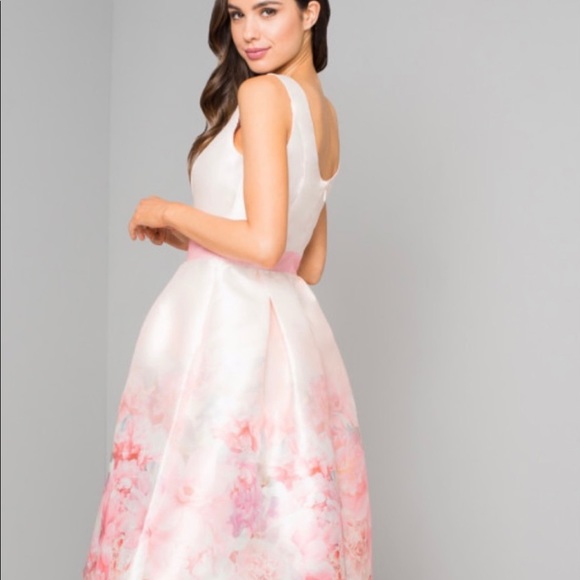 NWT - Chi Chi London Pink Floral Occasion Dress π - Picture 1 of 8